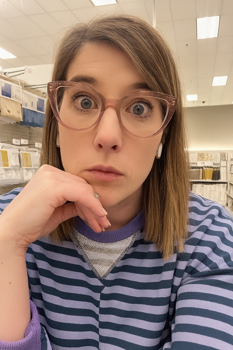 Žena u dućanu ostala u čudu kad je vidjela što muškarac kupuje supruzi za rođendan