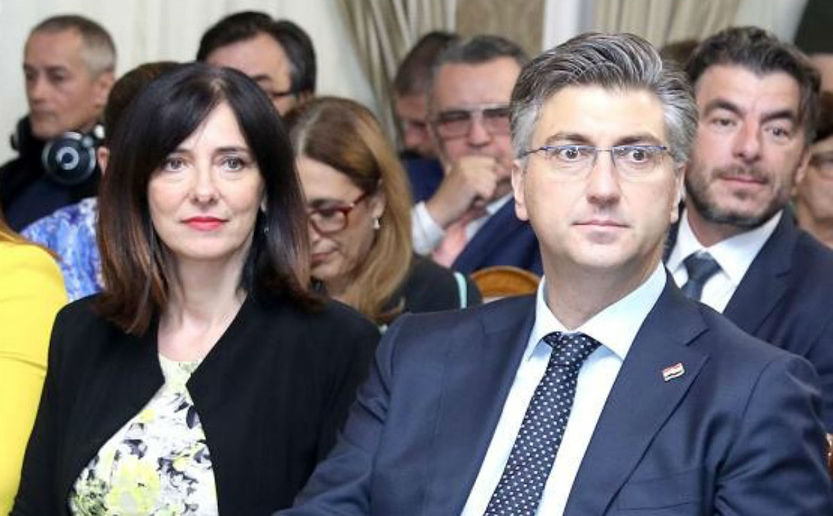 SDP pokreće opoziv Divjak, novinari pitali Plenkovića hoće li je braniti