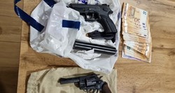 FOTO Više uhićenih u Zagrebu. Policija pronašla 4 kg kokaina, oružje, gomilu novca...