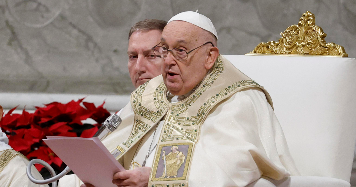 Papa Franjo je stabilno. Preko noći će biti priključen na mehaničku ventilaciju