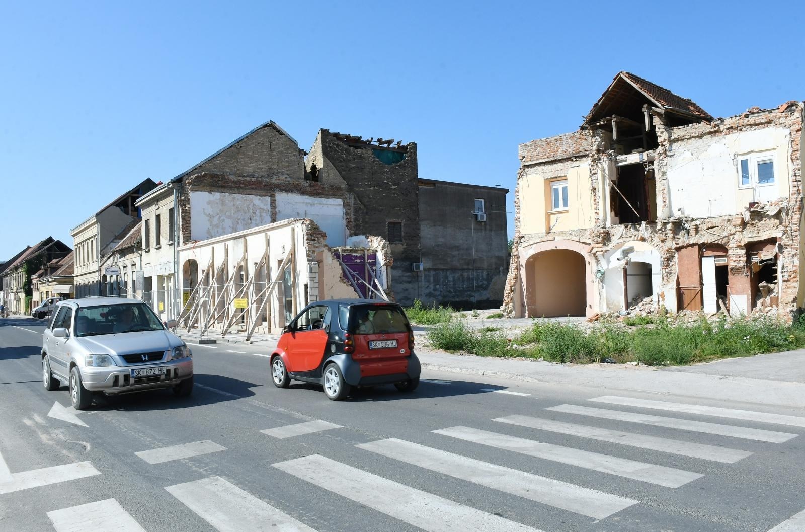 Bez većih šteta od noćašnjeg potresa u Petrinji