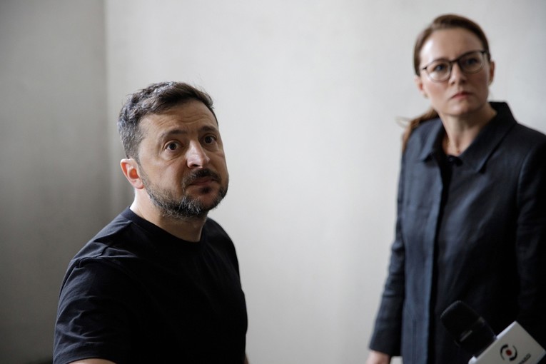 Zelenski najavio smjenu premijerke