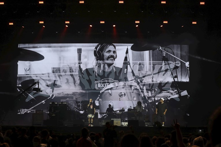 Bend Foo Fighters najavio svoje prve nastupe nakon iznenadne smrti bubnjara