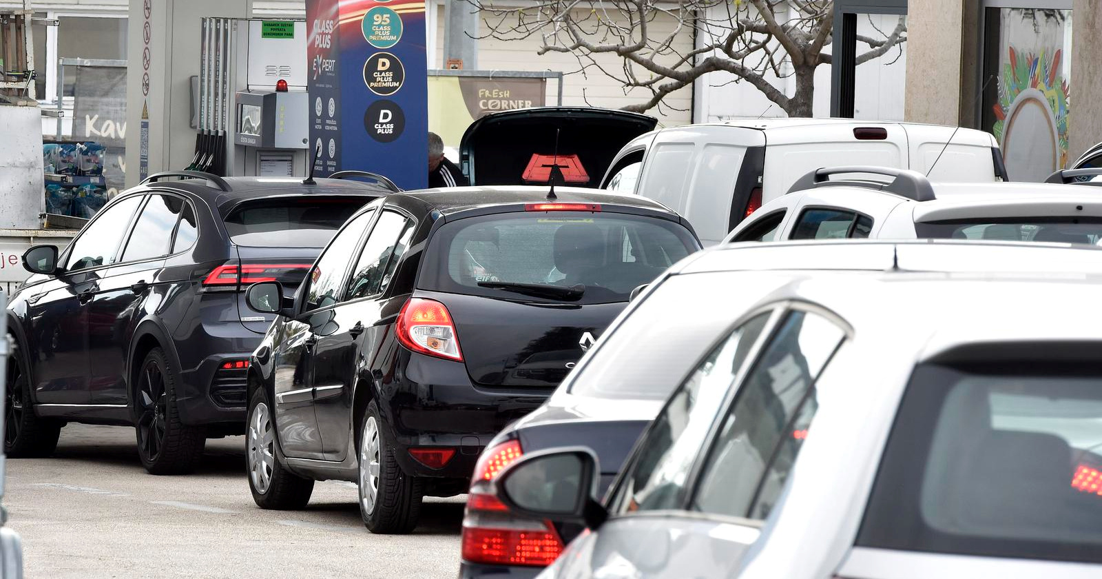 Jandroković: Vlada čini sve što je u njezinoj moći da građanima olakša ovu situaciju