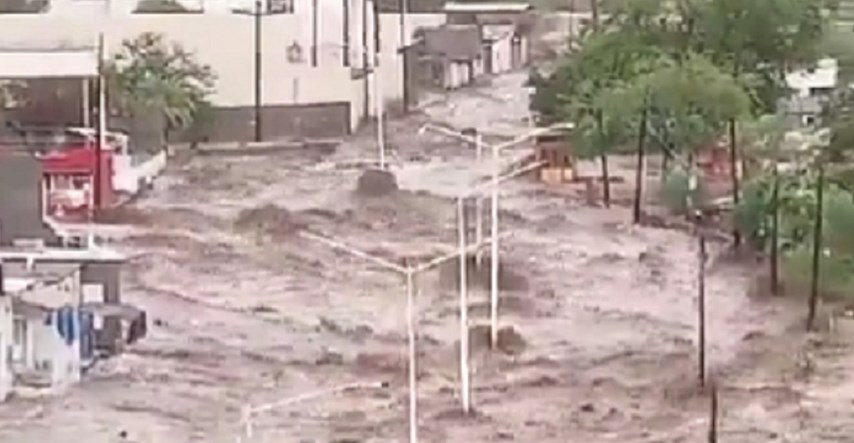 VIDEO Kaos s poplavom na meksičkom poluotoku nakon uragana Hilary