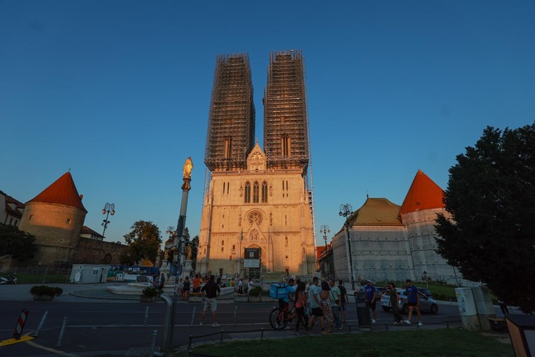 Kako će se uopće obnoviti zagrebačka katedrala? Ne može se do kamena za obnovu
