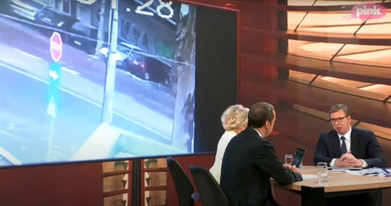 Vučić na televiziji prikazao snimke ubojstava: "Ovo ovdje je trančirano ljudsko meso"