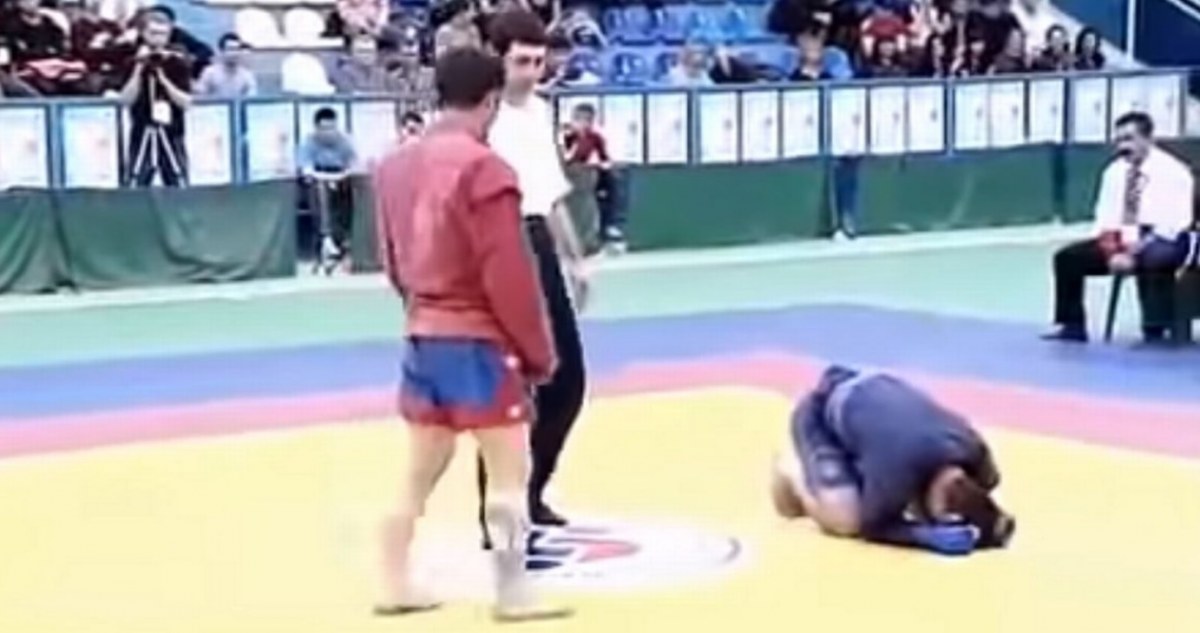Snimka jedinog Khabibovog poraza je hit na internetu