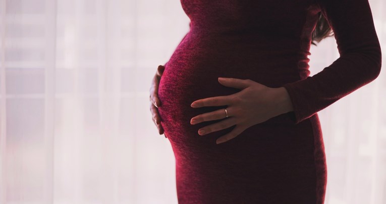 8 čudnih stvari koje se u trudnoći događaju vašem tijelu, a vi nemate pojma