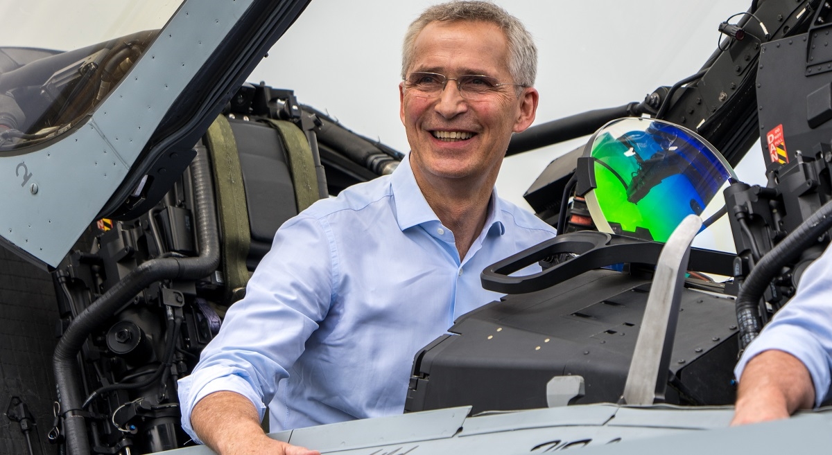 Stoltenberg: NATO će pomoći Ukrajini da modernizira svoju vojsku