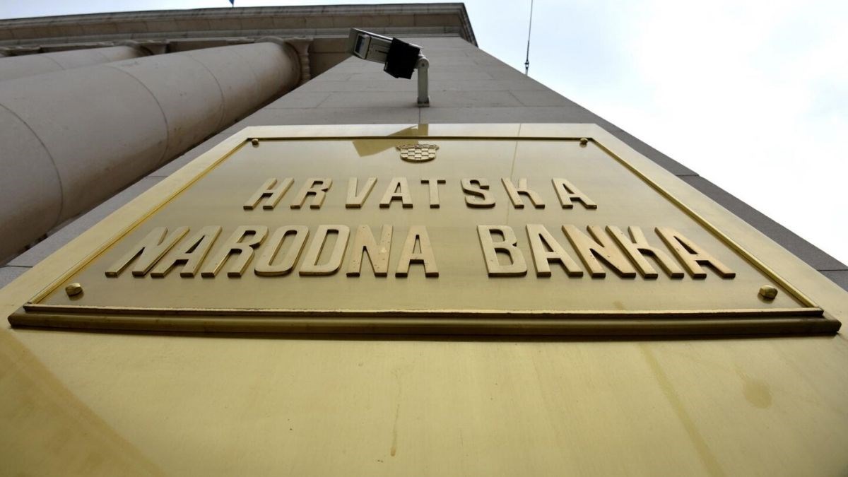 HNB spašava tečaj, bankama prodala više od 618 milijuna eura