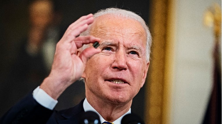 Washington nikad neće prihvatiti rusku aneksiju Krima, kaže Biden