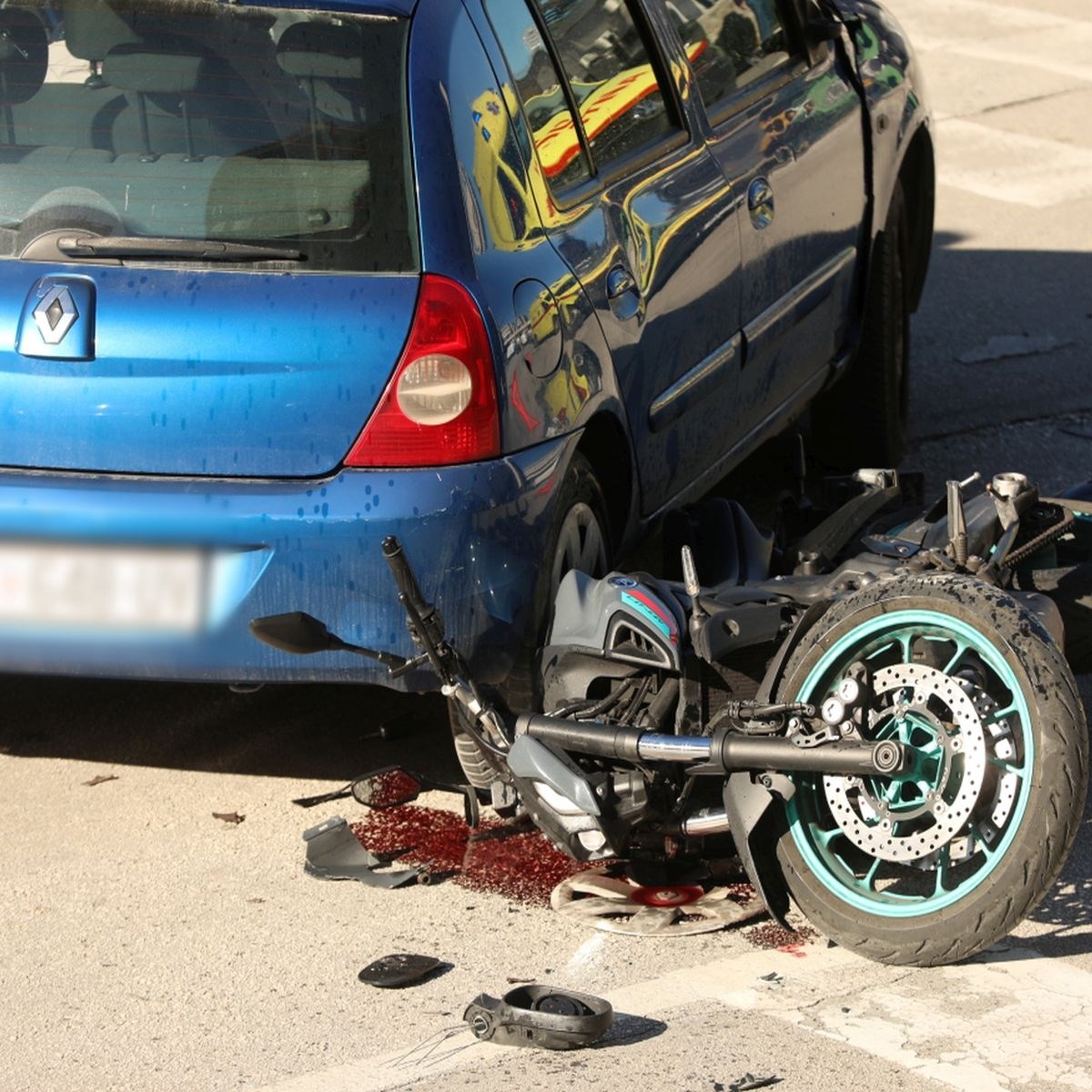 U Splitu se sudarili motor i auto