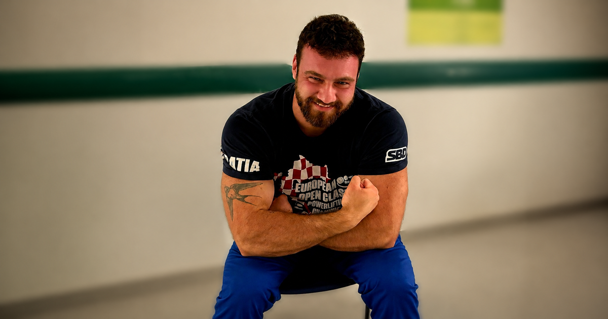 Medicinski tehničar Stjepan (24) poginuo prometnoj nesreći
