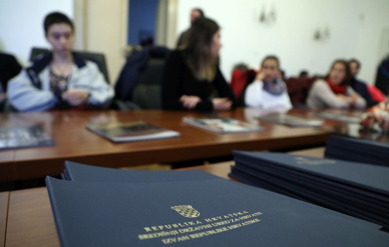 Ured za Hrvate izvan Hrvatske objavio natječaj za potpore, daju 1,8 milijuna eura