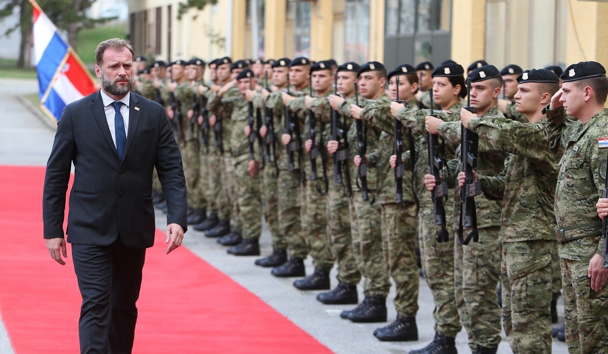 MORH traži osam doktora znanosti i nastavnika te 20 namještenika