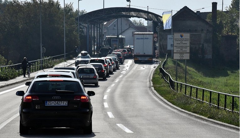 Sve više Hrvata po gorivo odlazi u BiH, kažu da se puno uštedi: "Razlika je velika"