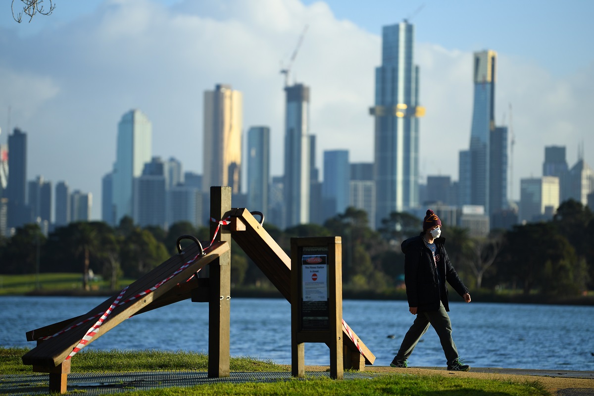 FOTO Melbourne ušao u dugu i strogu karantenu, ulice su prazne
