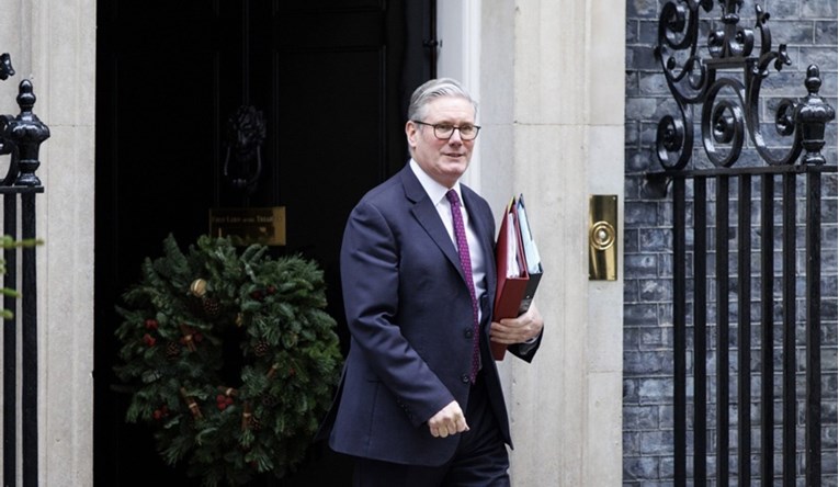 Starmera pitali hoće li osuditi američki napad na Venezuelu