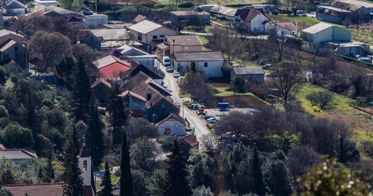 MORH šalje cisterne u Vrgorac. Gradonačelnik: Grad ima vode, neka sela nemaju