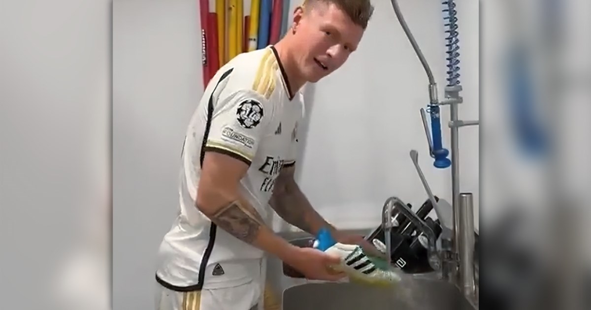 Odlazak velikana koji pere svoje kopačke