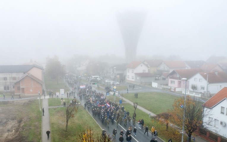 U Vukovarsko-srijemskoj 160 novih, 2 osobe umrle. Kolona je bila prije 13 dana