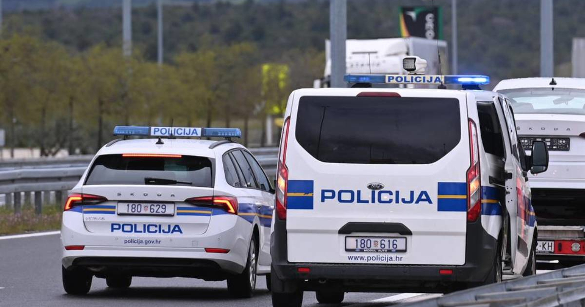 Sudar na A1 kod Gospića. Ozlijeđeno dijete i dvoje odraslih