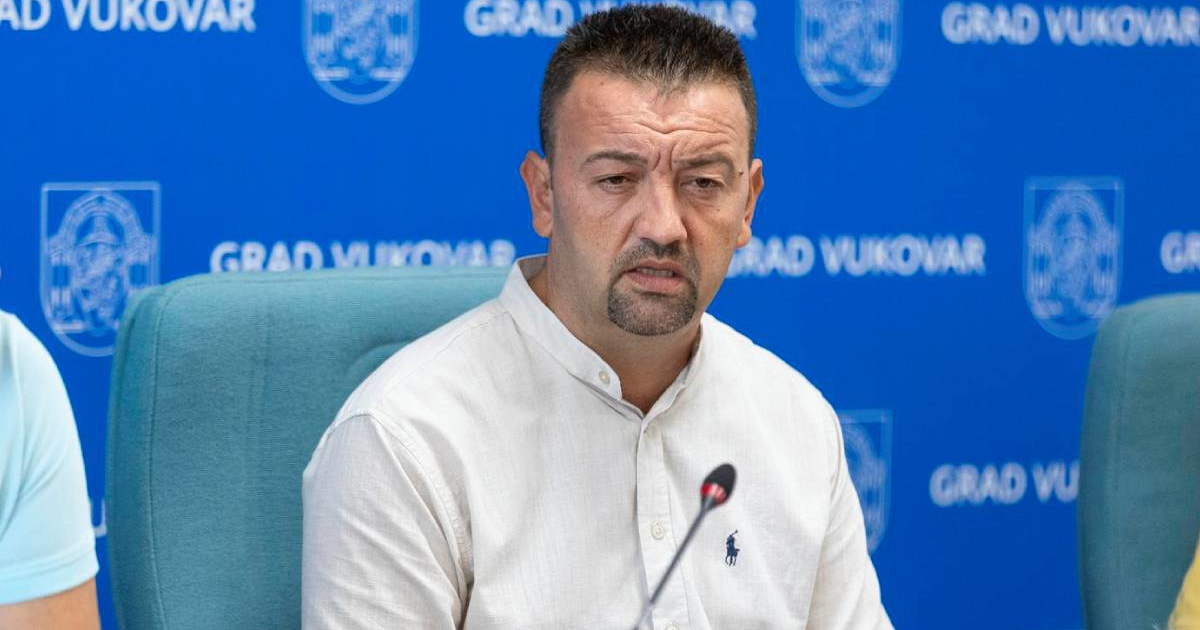 Vukovarski DP prozvao Pavličeka: "Ima prikrivenu koaliciju sa SDSS-om"