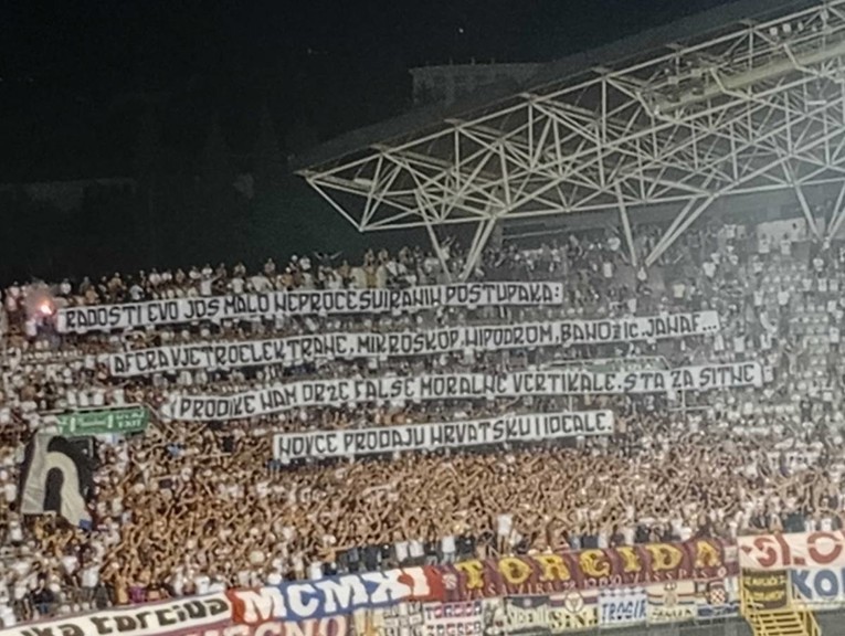 Torcida na utakmici s Istrom podigla poruku za Turudića