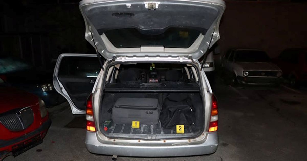 FOTO Zagrebačka policija u autu pronašla više od 4 kg droge