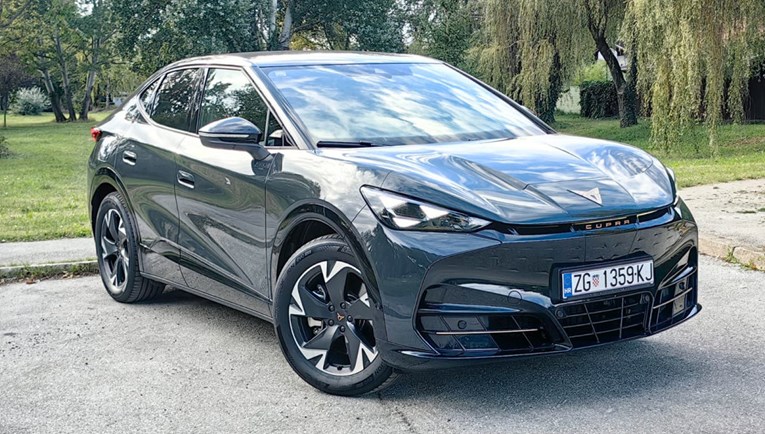 CUPRA uz najavljene poticaje nudi i vlastiti poticaj. Novi auto uz popust od 14.000 €