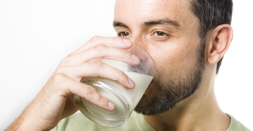 Bademovo ili sojino mlijeko: Koje je zdravije?