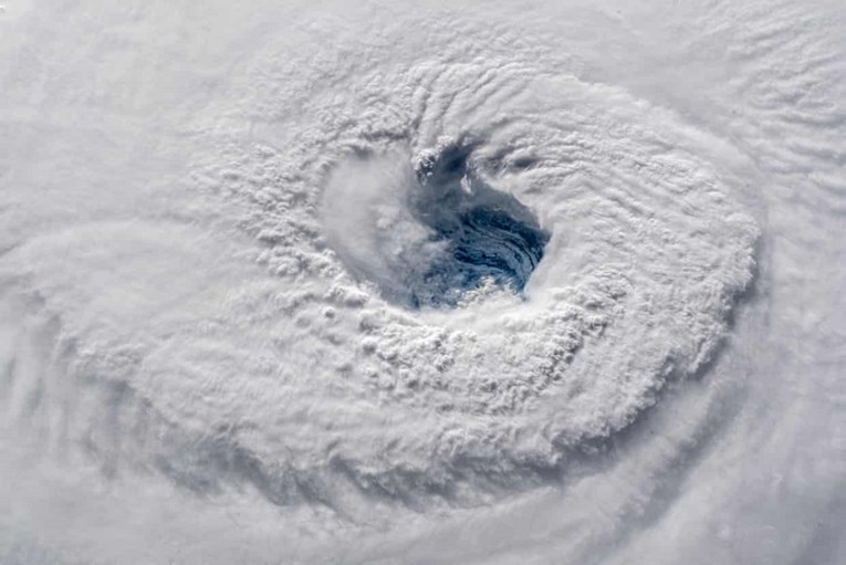 FOTO Pogledajte zapanjujuće snimke uragana Florence iz svemira