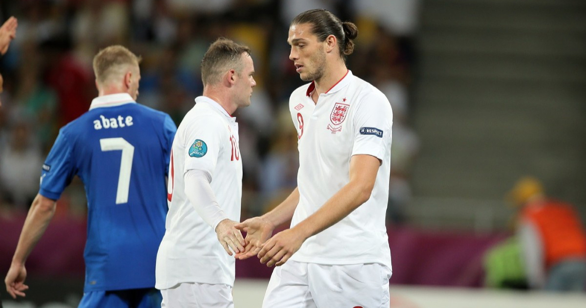 Andy Carroll napisao autobiografiju. Rooney će ga tužiti zbog "čiste izmišljotine"?