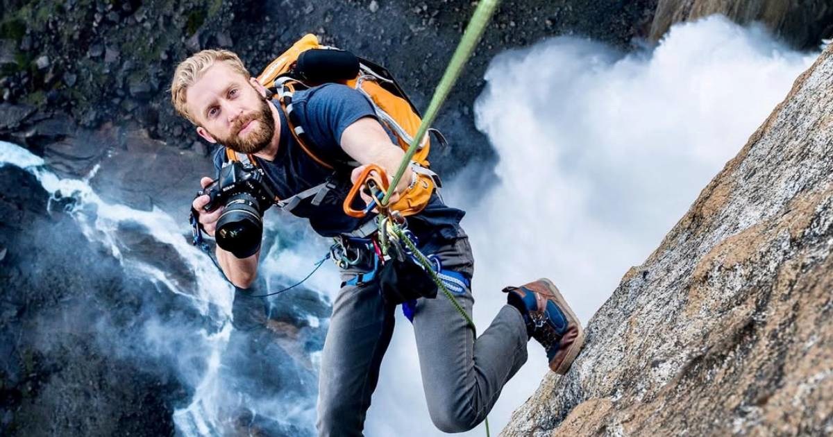 Pretvorio je bakin stari kombi u dom na kotačima i krenuo na putovanje svijetom