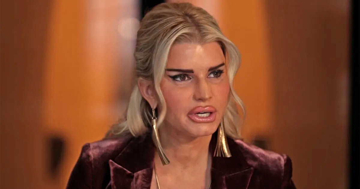 Prepoznajete li je? Zvijezda je neprepoznatljiva u ulozi u novoj seriji All's Fair