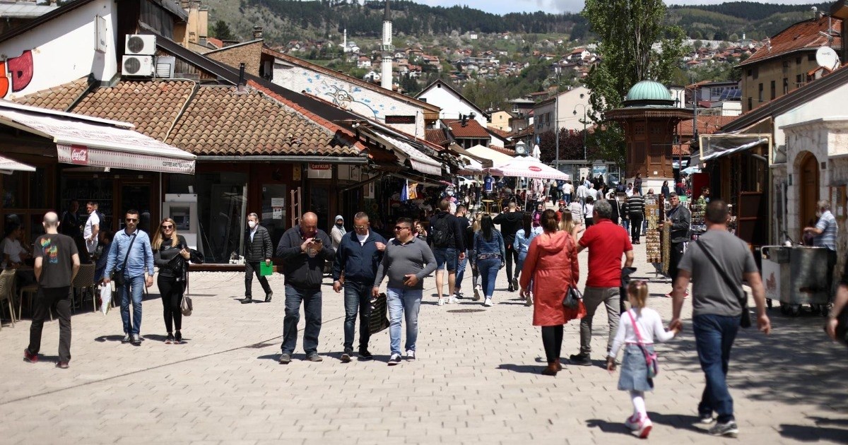 Sarajlija pronašao novčanik pun novca i vratio ga vlasnici: "Ne treba mi nagrada"