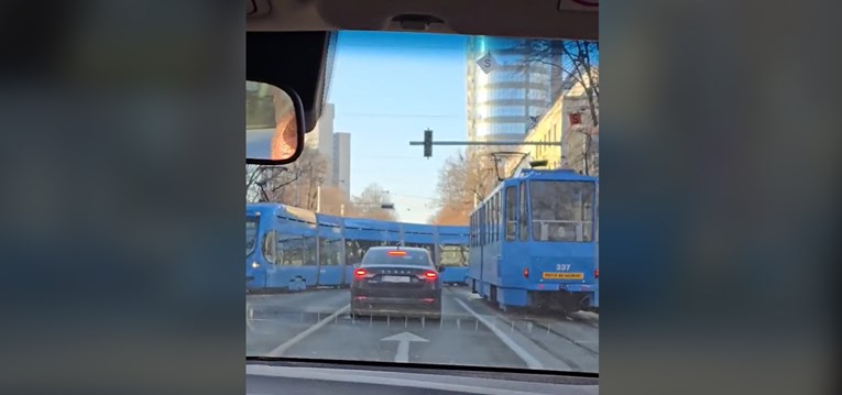 VIDEO Ne radi semafor u Savskoj ulici u Zagrebu