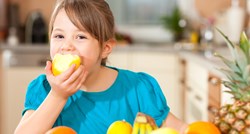 Nemojte ih ignorirati: Ovo su znakovi koji ukazuju na nedostatak vitamina C kod djece