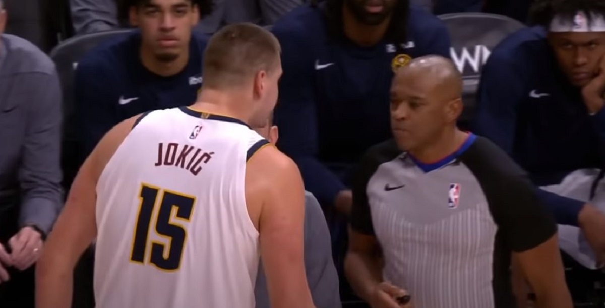 Jokić isključen. Lud od batina unosio se sucima u lice i vikao da od*ebu