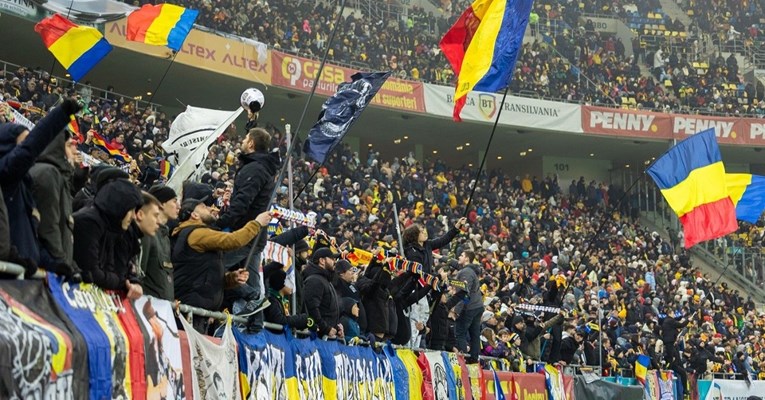 Rumunji skandirali "Kosovo je Srbija". UEFA ih kaznila za "antimađarske" slogane