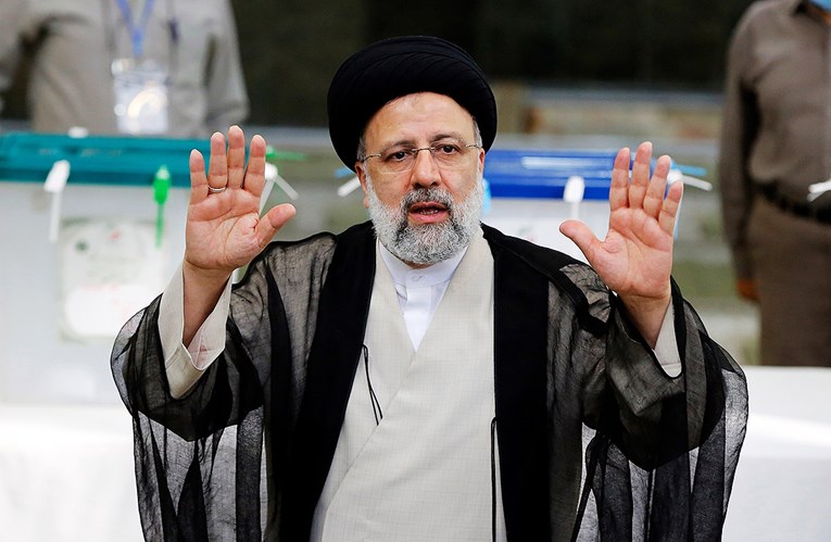 Amnesty: Umjesto da bude istražen zbog zločina Raisi je izabran za predsjednika Irana