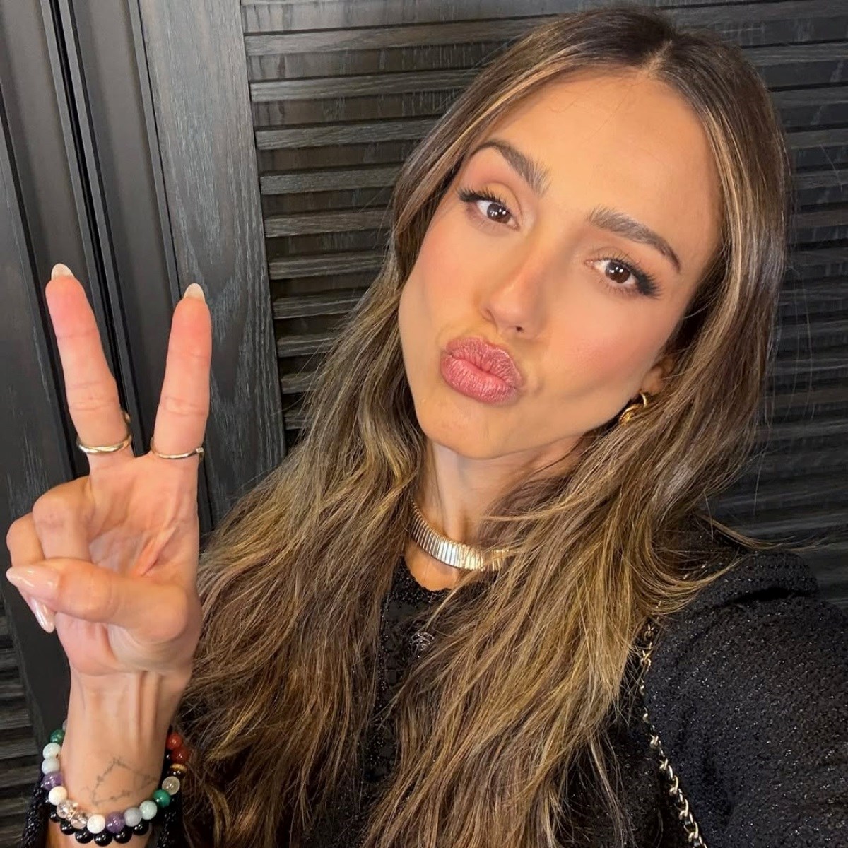 Jessica Alba ne ide na odmor bez igre koja je hit i kod nas