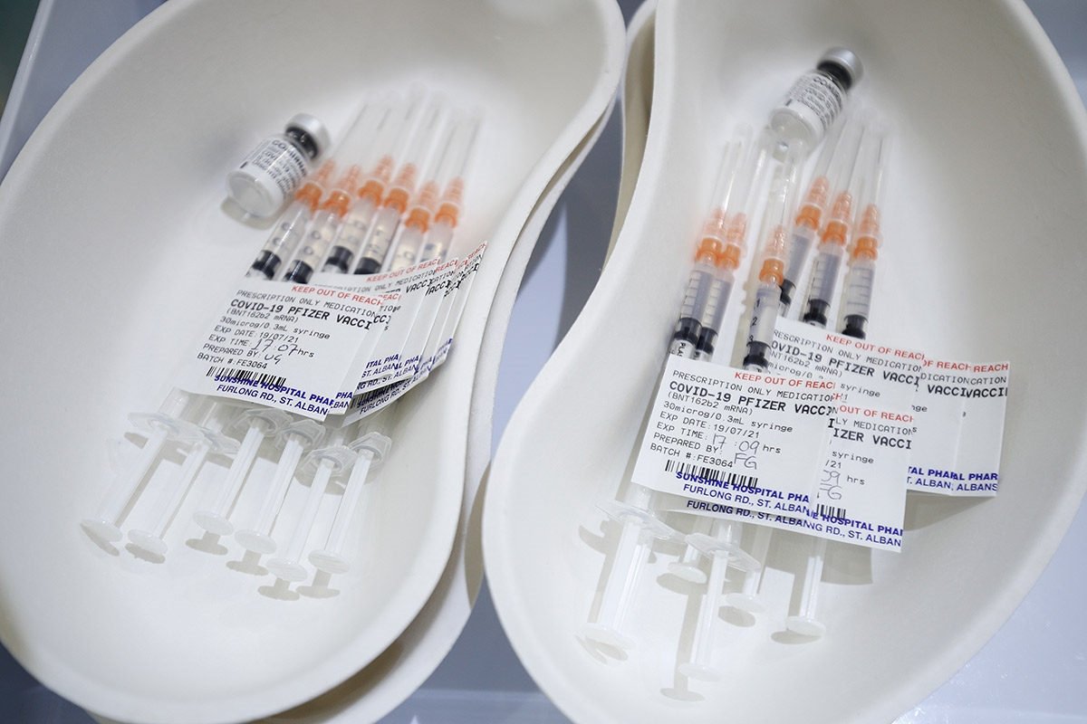 Pfizer i Moderna podigli cijenu cjepiva protiv covida-19 za EU