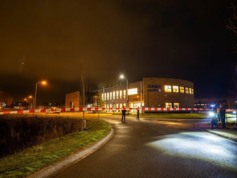 Eksplozija u proizraelskom centru kod Amsterdama. Policija traži osobu u crnom