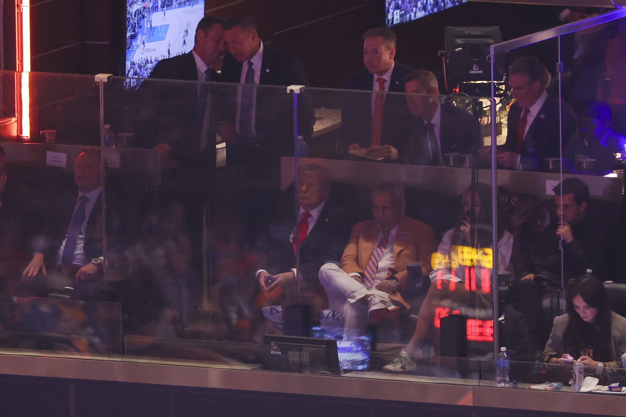 VIDEO Trump izviždan na finalu NBA lige u New Yorku