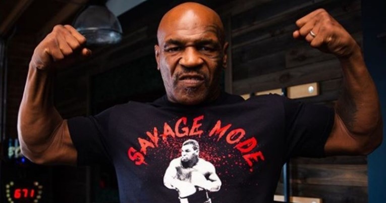 Tyson se s 54 na leđima želi boriti protiv 24 godine mlađeg Joshue