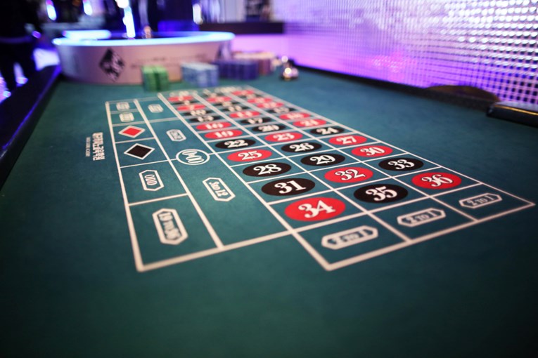 O kocki je ovisno 47.000 Hrvata. Od danas se mogu trajno isključiti iz igara na sreću