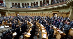 Donji dom švicarskog parlamenta glasao protiv državnih jamstava za Credit Suisse
