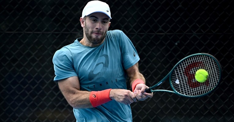 Borna Ćorić ispao u 1. kolu Cincinnatija. Ima samo jednu ATP pobjedu ove godine